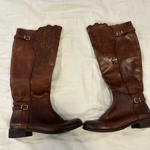 Gianni Bini brown tobacco cognac brandy knee riding boots lace pattern 7.5